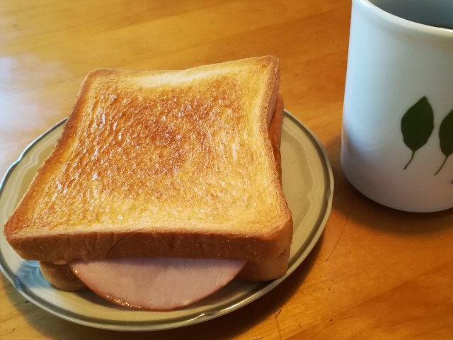 単身赴任の料理　トースト