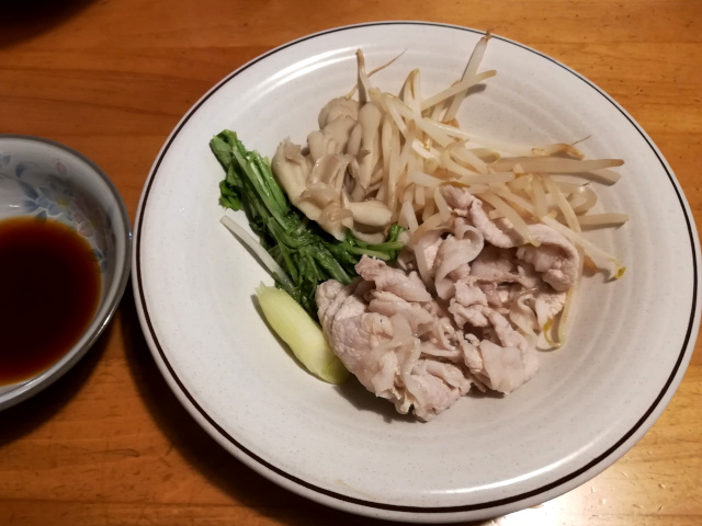 単身赴任の料理　しゃぶしゃぶ風豚肉もやし