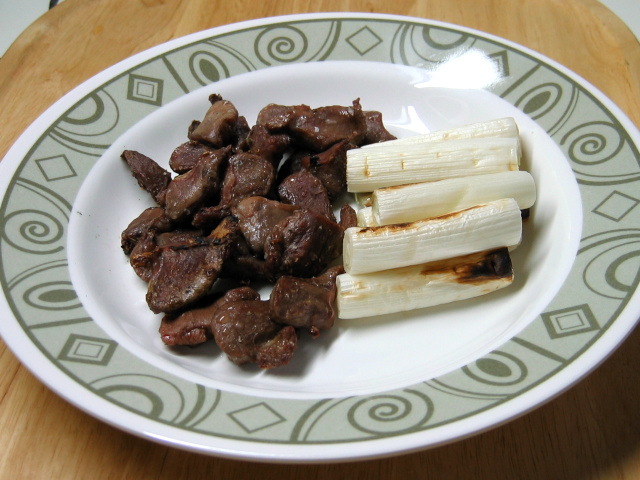 単身赴任の料理　砂肝とネギ焼き